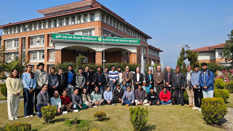 कृषि विश्वविद्यालयमा अध्ययनरत विद्यार्थी समूहलाई ‘स्टार्टअप’ अनुदान