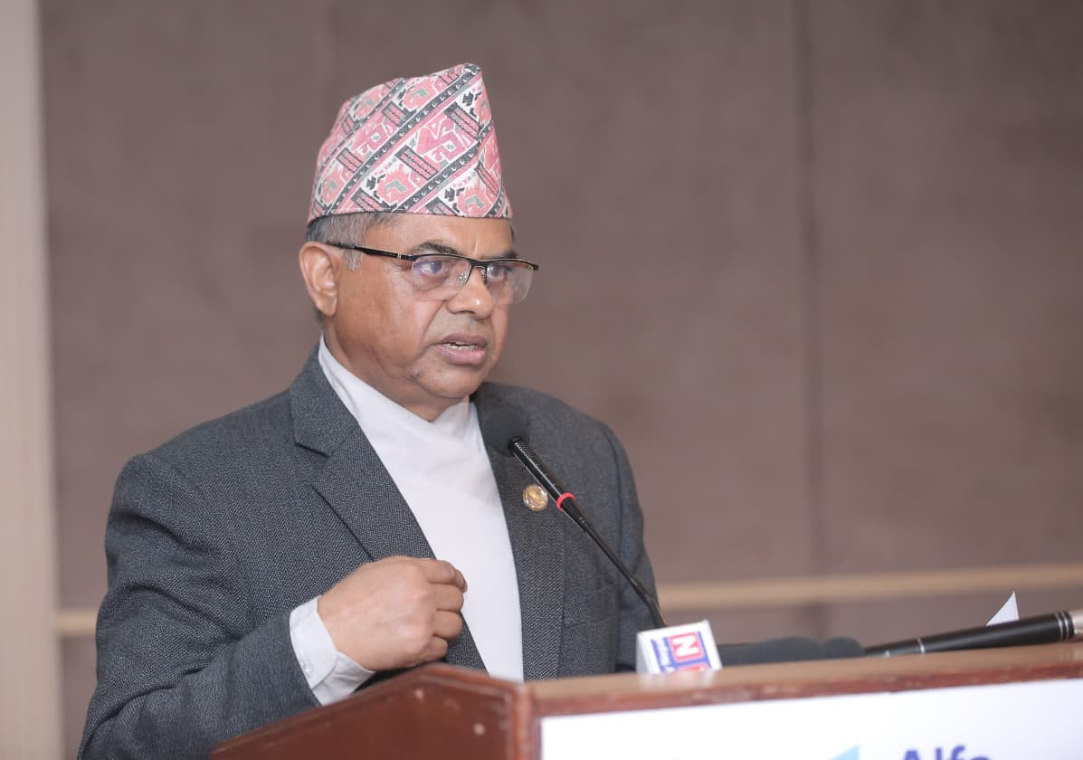 एउटा कानुन बनाउन ५ वर्ष लगाउनेलाई भोट नदिनुस् : कानुनमन्त्री सिन्हा