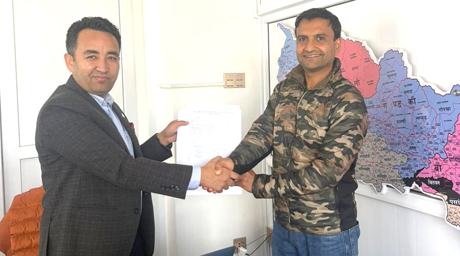 यातायात पूर्वाधारविज्ञ गजुुरेल सिन्धुली २ बाट रास्वपा उम्मेदवार