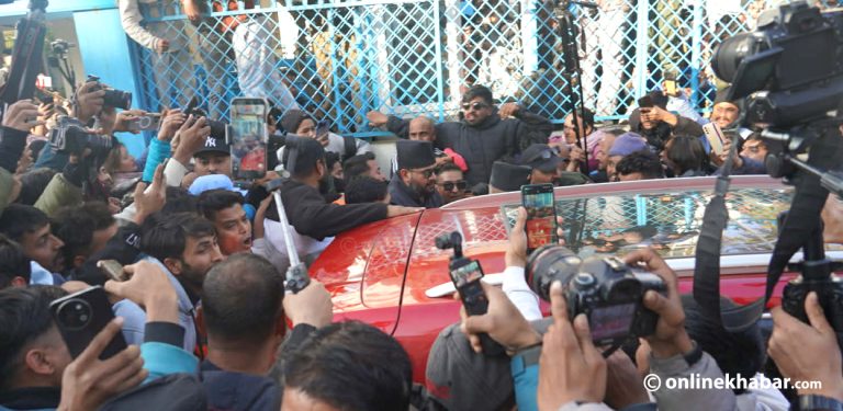 घण्टीघरबाट केहीबेरमै निस्किए बालेन