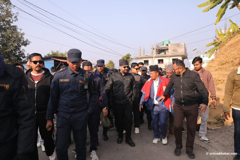 इलाममा बालेनको घरदैलो (तस्वीरहरू)