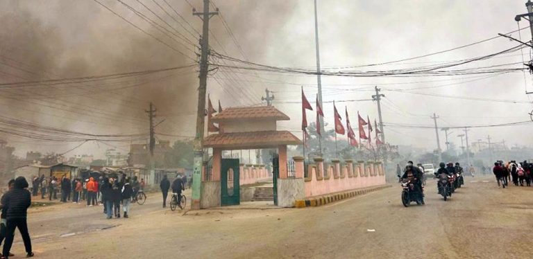 वीरगञ्ज घटना : सामाजिक सञ्जालले सल्काएको आगो