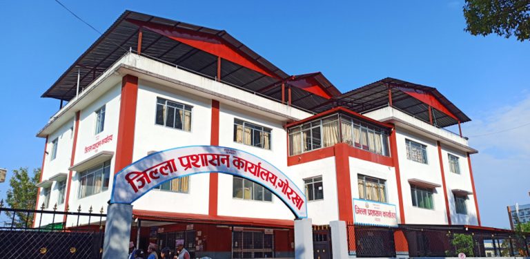 हातहतियार बुझाउन गोरखा प्रशासनको आग्रह