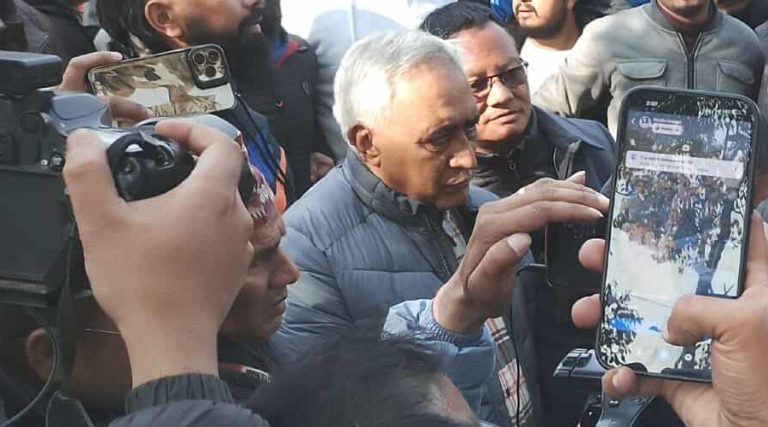 विशेष महाधिवेशनमा देउवा पनि सहभागी हुनुपर्छ : चन्द्र भण्डारी