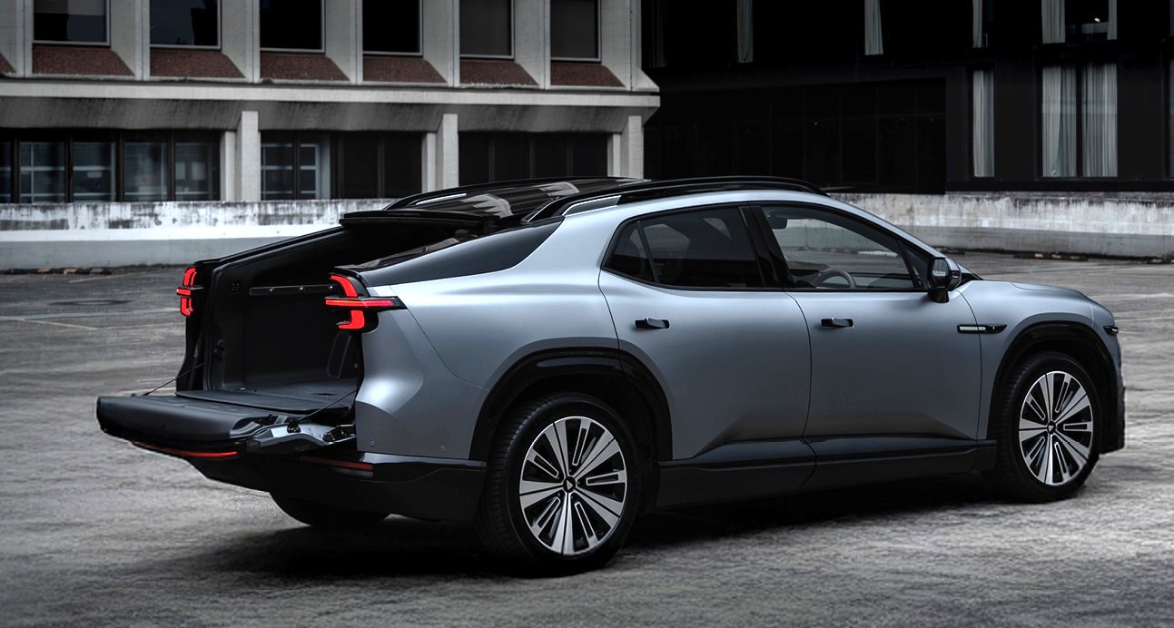 दिपल ई०७ ‘ट्रान्स्फर्मर एक्स’ सार्वजनिक गर्दै एमएडब्लू वृद्धि