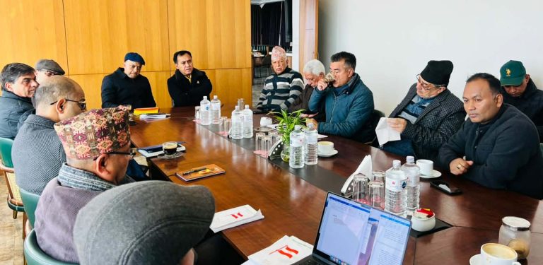 महामन्त्रीद्वयलाई कानुनविद्ले भने- विशेष महाधिवेशनको औचित्य समाप्त गर्ने अधिकार कसैलाई हुन्नँ