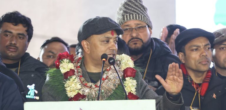 निर्वाचन आयोग कुनै अवैध शक्तिको प्रभावमा पर्दैन भन्ने विश्वास छ : गगन थापा