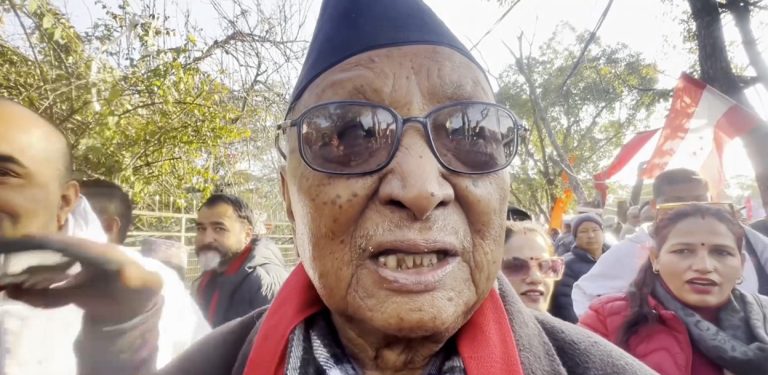 गोपालमान श्रेष्ठको प्रस्ताव- संकट टार्न सर्वपक्षीय गोलमेच सम्मेलन गरौं