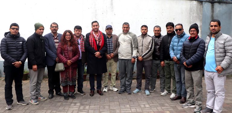 देशभरका पत्रकारलाई सामाजिक सुरक्षा कोषमा जोड्नुपर्छ : मन्त्री खरेल