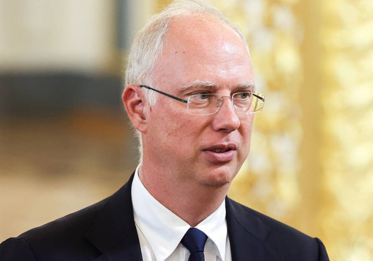 थियरी ब्रेटन वाक स्वतन्त्रता र मानवताका विरोधी हुन् : रुसी विशेष दूत दिमित्रिभ