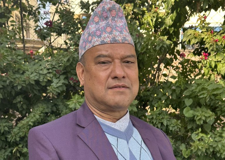 प्युठानमा कृष्णध्वज खड्काले पाए नेकपाको टिकट