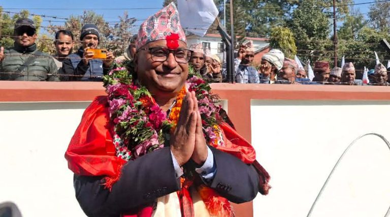 सुर्खेत–२ बाट एमालेका देवकोटाको मनोनयन दर्ता