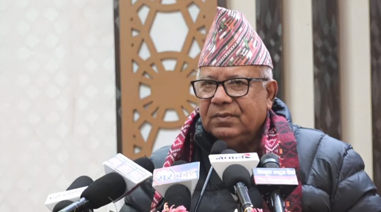 मेचीदेखि महाकालीसम्म हाम्रो पार्टीकै लहर चलेको छ : माधव नेपाल