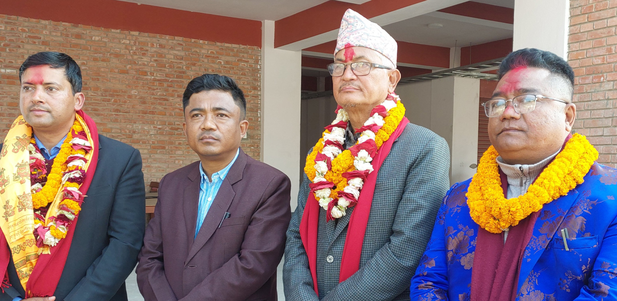 मकवानपुरमा एमालेका महेश र रामेश्वरले दिए उम्मेदवारी