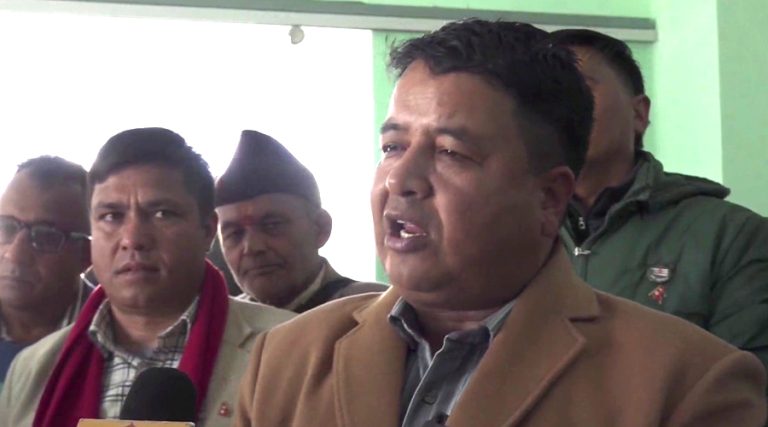 कांग्रेस–एमाले कमजोर बनाउन प्रधानमन्त्रीसहित अन्तर्राष्ट्रिय शक्ति लागे, हामी हेर्दैछौं : बस्नेत