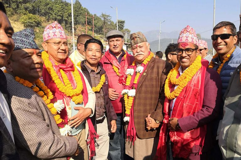 मकवानपुरका २ क्षेत्रमा १५ स्वतन्त्रसहित ४४ को उम्मेदवारी