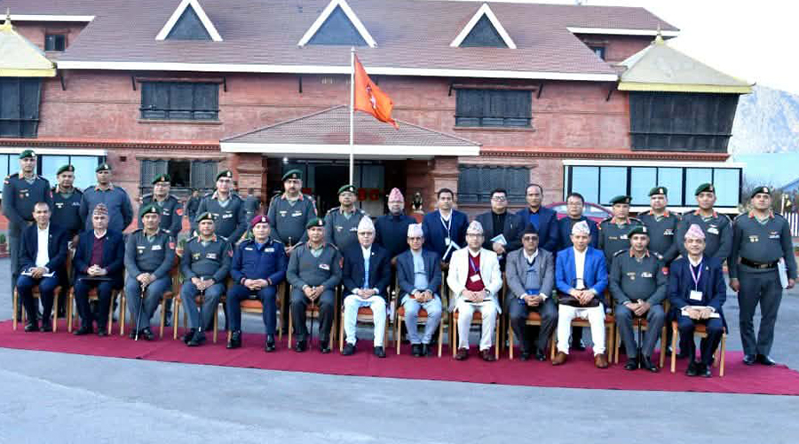 सशस्त्र हेडक्वार्टरमा केन्द्रीय राजश्व चुहावट नियन्त्रण समितिको बैठक