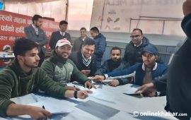 निर्वाचन समितिले भन्यो : उम्मेदवारी दर्ता गर्न नगद ल्याउनू, क्यूआर चल्दैन
