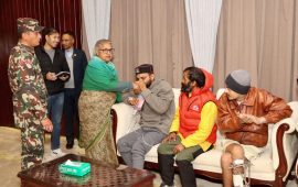 सरकार र निकोलस भुसालबीच ६ बुँदै सम्झौता, तोडे अनसन