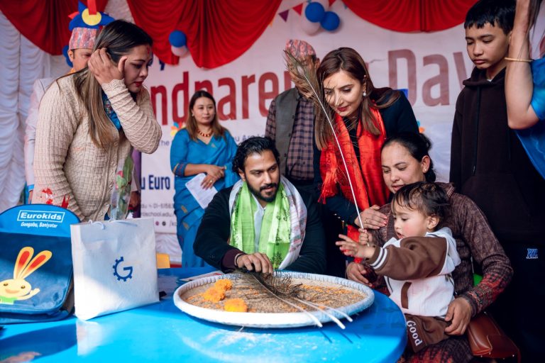गोल्यान ग्रुपको शैक्षिकवृत्ति प्राप्त ३ बालबालिकाको अक्षरारम्भ