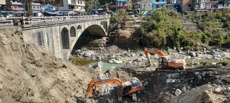पर्वतको मोदीखोलामा ‘आर्क ब्रिज’ निर्माण सुरु