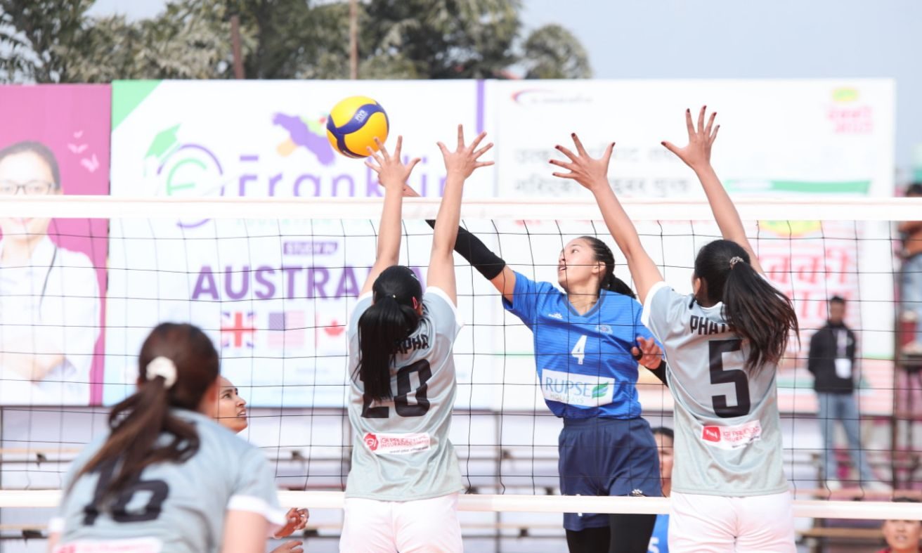 छैटौं टाइगर कप भलिबल : पुलिसमाथि थाइल्याण्ड क्‍वीन्सको पुनरागमन जित