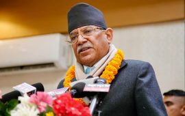 एमालेलाई प्रचण्डको अपिल- राष्ट्र संकटमा छ, एकताबद्ध हुन जरुरी छ