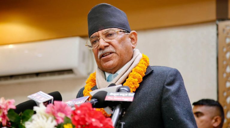 एमालेलाई प्रचण्डको अपिल- राष्ट्र संकटमा छ, एकताबद्ध हुन जरुरी छ