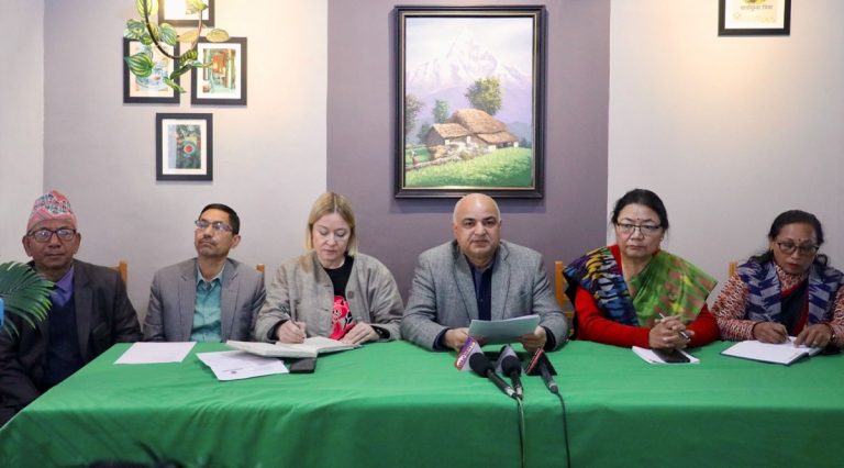 ‘राष्ट्रिय रेसम सम्मेलन’ हुँदै