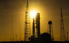 ५० वर्षपछि मानवसहितको रकेट चन्द्रमा प्रस्थानको तयारीमा