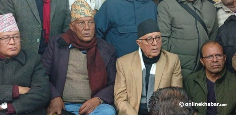 ढुक्क रहनुस्, पार्टी फुट्दैन : शेखर कोइराला