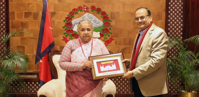 प्रधानमन्त्रीसँग मधेशका प्रदेश प्रमुखको शिष्टाचार भेटवार्ता