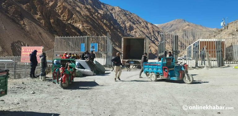 ताक्लाकोट जाने सीमापास वितरणमा एकपछि अर्को मनपरी