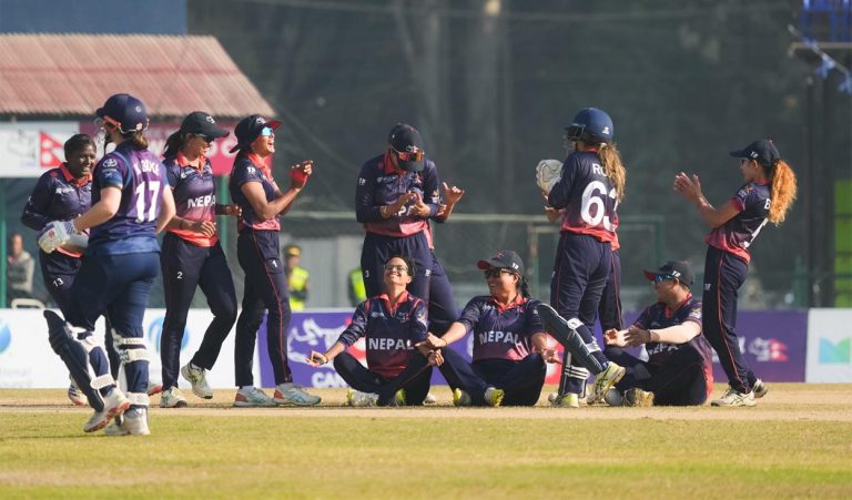 स्कटल्यान्डले नेपाललाई दियो १४१ रनको लक्ष्य