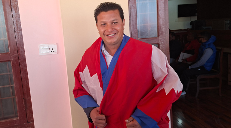 बैतडीमा कांग्रेसका बागी उम्मेदवार चन्दले लिए उम्मेदवारी फिर्ता