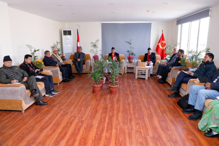 एमाले सचिवालय बैठक जारी