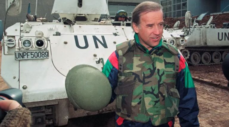 जब युरोपले आफ्नो सुरक्षाको साँचो अमेरिकालाई सुम्पियो