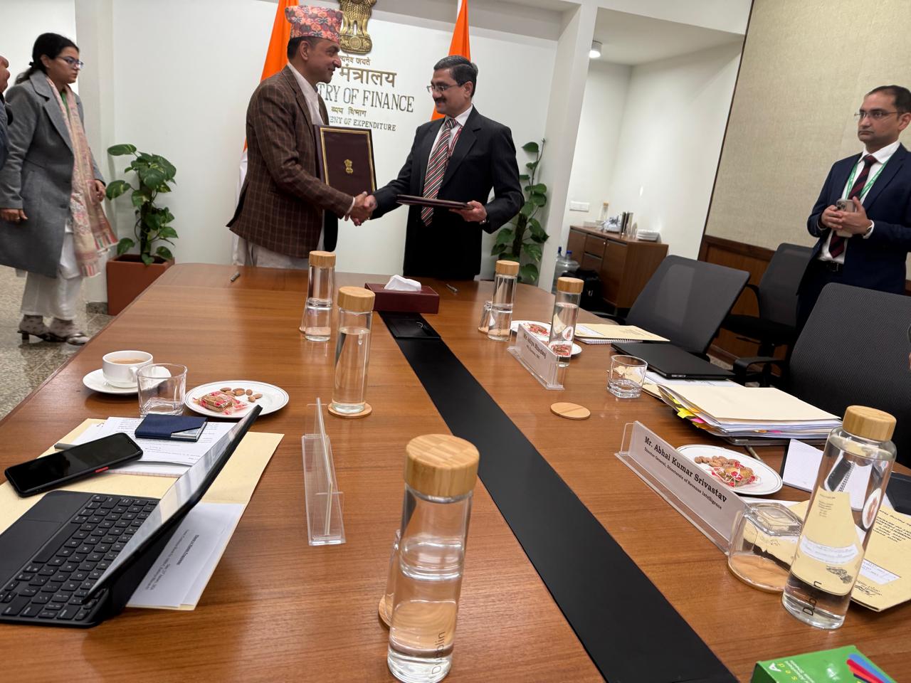 नेपाल-भारत निकासी हुने वस्तुको अग्रिम सूचना दिन समझदारी