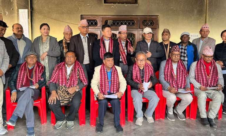 भानुभक्त तेह्रथुम फर्कंदा एमाले मोरङमा टिकट फालाफाल