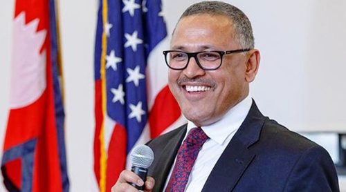 एमालेले संखुवासभामा दियो पूर्वराजदूत डा. अर्जुन कार्कीलाई टिकट