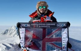 पूर्वगोर्खा सैनिक आरोही बुढामगरले रचे विश्व कीर्तिमान