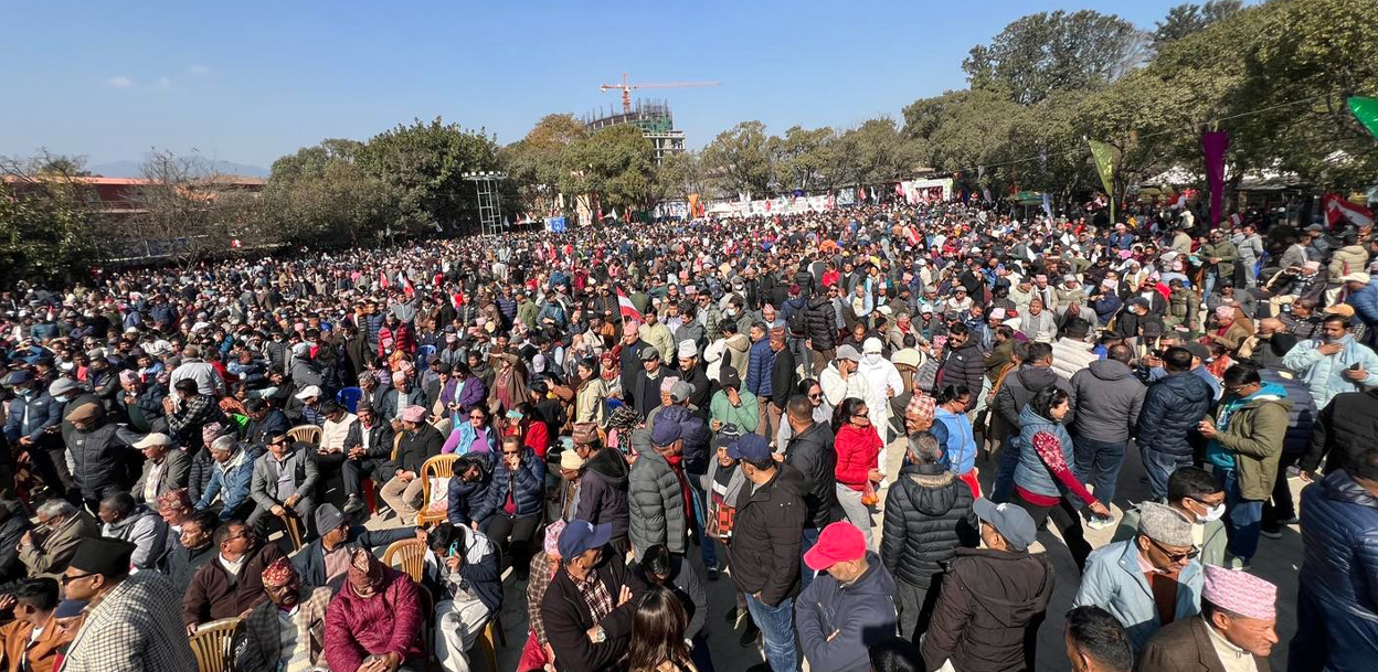 मध्यमार्गी प्रयास गरिरहेका देउवापक्षधर केन्द्रीय सदस्यहरू पनि विशेष महाधिवेशन पुगे