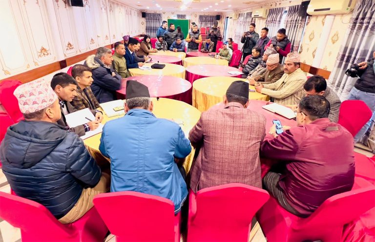 धादिङमा निर्वाचन शान्तिपूर्ण बनाउन ५ दलले गरे साझा प्रतिबद्धता