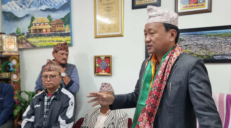 धरानमा बिर्को लगाएर राखिएको डिप ट्युबवेल सञ्चालनमा ल्याउन माग