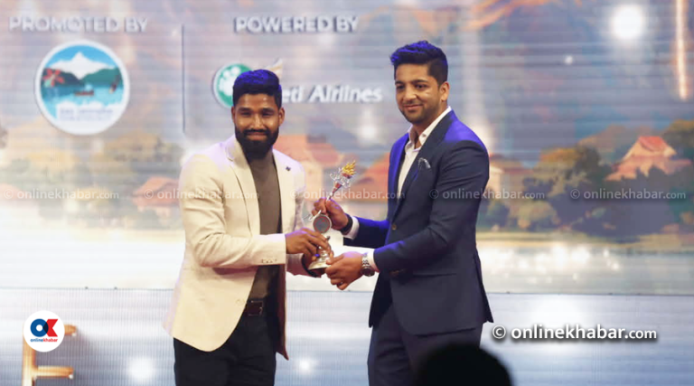 एनएसजेएफ स्पोर्ट्स अवार्ड : वर्ष पुरुष खेलाडीको अवार्ड दीपेन्द्रलाई