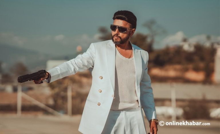 दुर्गेशले सकाए ‘नाच नाच भाइ नाच’ गीतको छायांकन, छोराको पनि डेब्यू (तस्वीर)