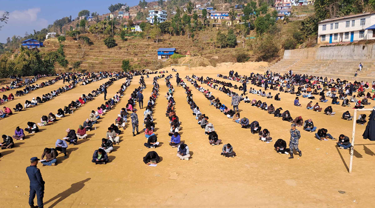 खोटाङमा माग अनुसार परेन निर्वाचन प्रहरी भर्नाका लागि आवेदन, फेरि थपियो म्याद