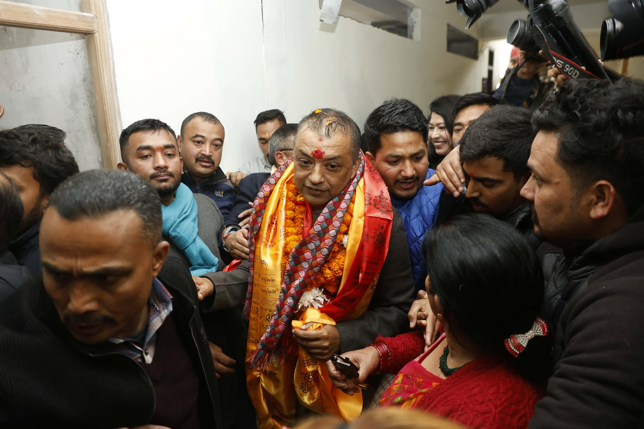 हामीले कांग्रेस बदल्यौँ, रुखमै भोट हाल्न मिल्ने बनायौँ : गगन थापा