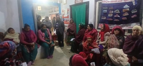 सुर्खेतमा डा. गोविन्द केसी, २५० बढीको निःशुल्क स्वास्थ्य जाँच