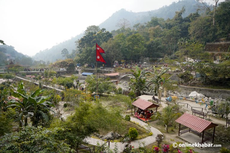 श्रम संस्कृतिको प्रतीक पार्क (तस्वीरहरू)